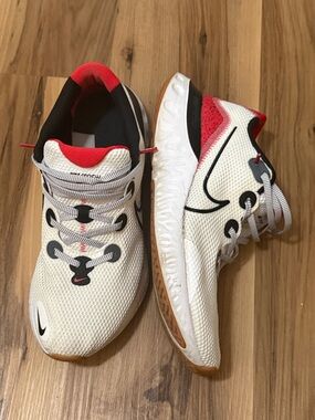 Nike Kids White & Red Breathable Mesh Sneakers